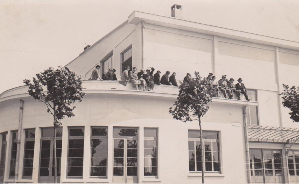 Hippodrome de Mérignac, [1935]. Photographie N et B, auteur inconnu. Archives communales de Mérignac, 1 Num 47/2.