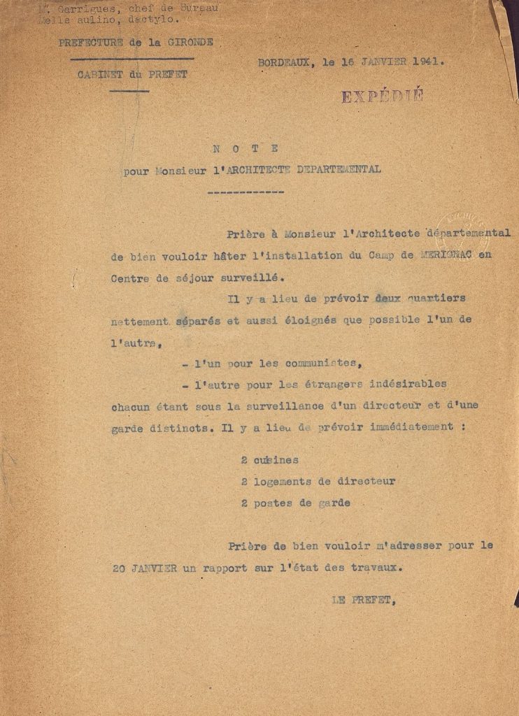 Note du préfet à l’architecte départemental relative à l’installation du camp de Mérignac en centre de séjour surveillé, 16 janvier 1941. Archives départementales de la Gironde, 103 W 3.
