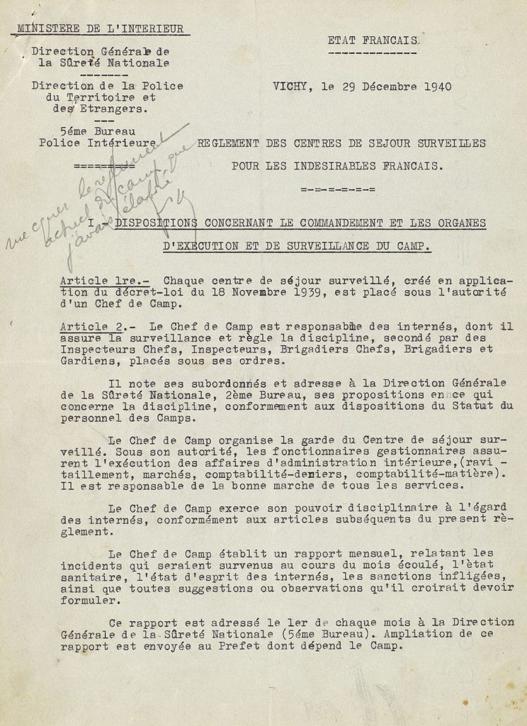 Règlement des centres de séjour surveillés pour les indésirables français, 29 décembre 1940. Archives départementales de la Gironde, 104 W 42.